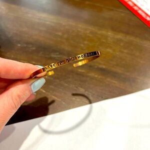 MantraBand- Live in the moment